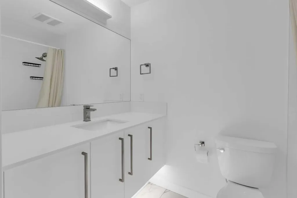 3125 39 Street NW Calgary AB T3B6H5
