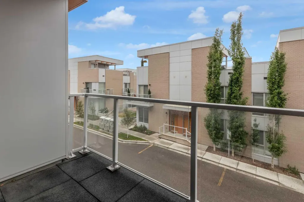 3125 39 Street NW Calgary AB T3B6H5