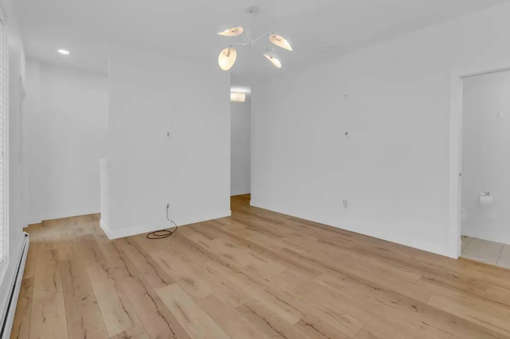 3125 39 Street NW Calgary AB T3B6H5