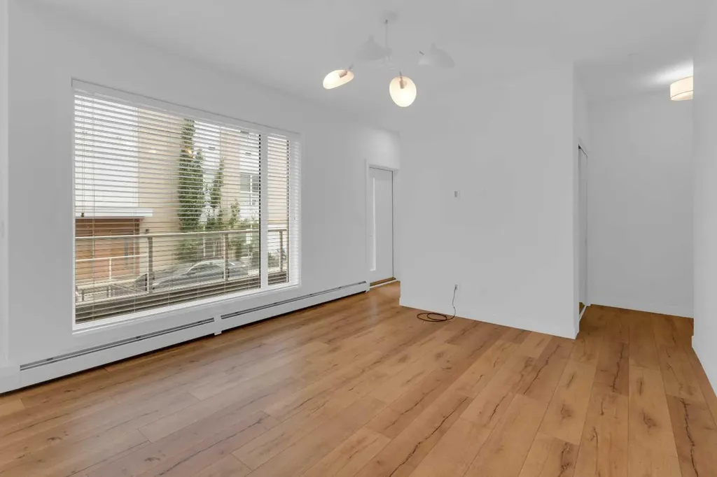 3125 39 Street NW Calgary AB T3B6H5