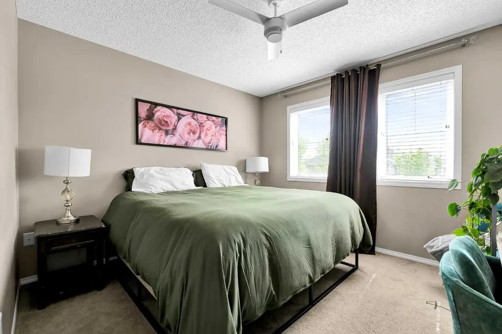 169 Country Village Manor NE Calgary AB T3K 0L6