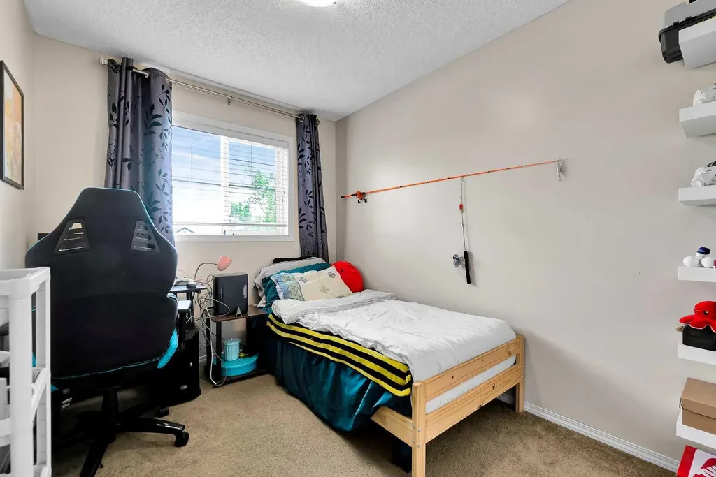 169 Country Village Manor NE Calgary AB T3K 0L6
