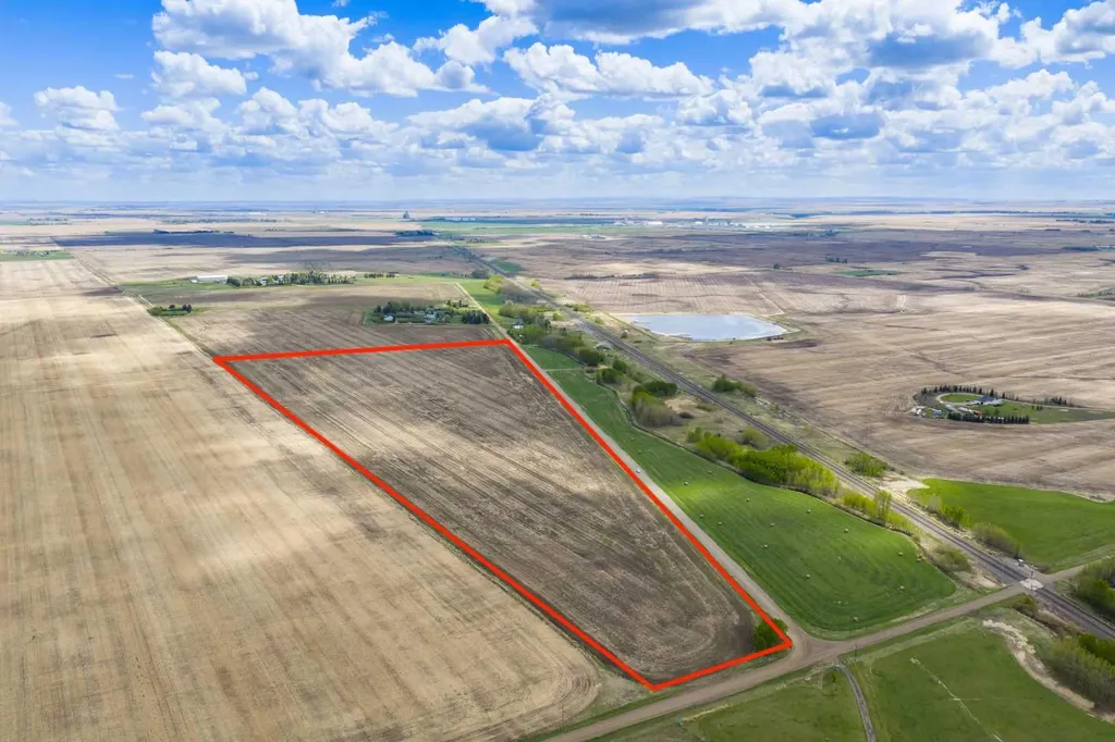 Nw; 14; 22; 27; W4m Rural Rocky View County AB T1X 2B6