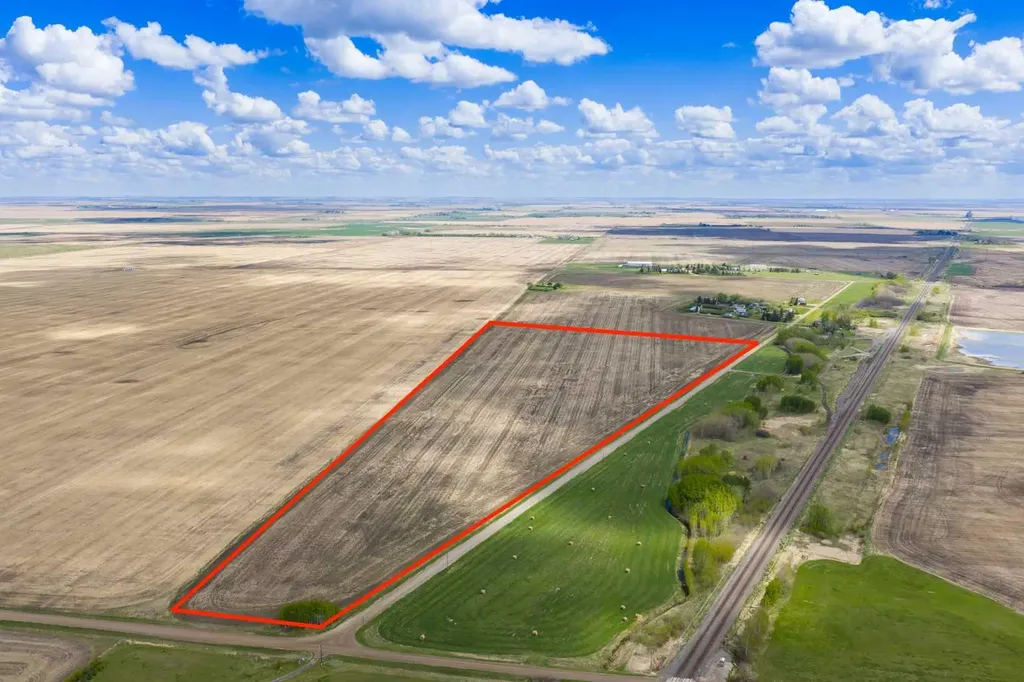 Nw; 14; 22; 27; W4m Rural Rocky View County AB T1X 2B6