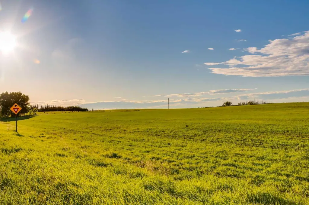 Nw; 14; 22; 27; W4m Rural Rocky View County AB T1X 2B6