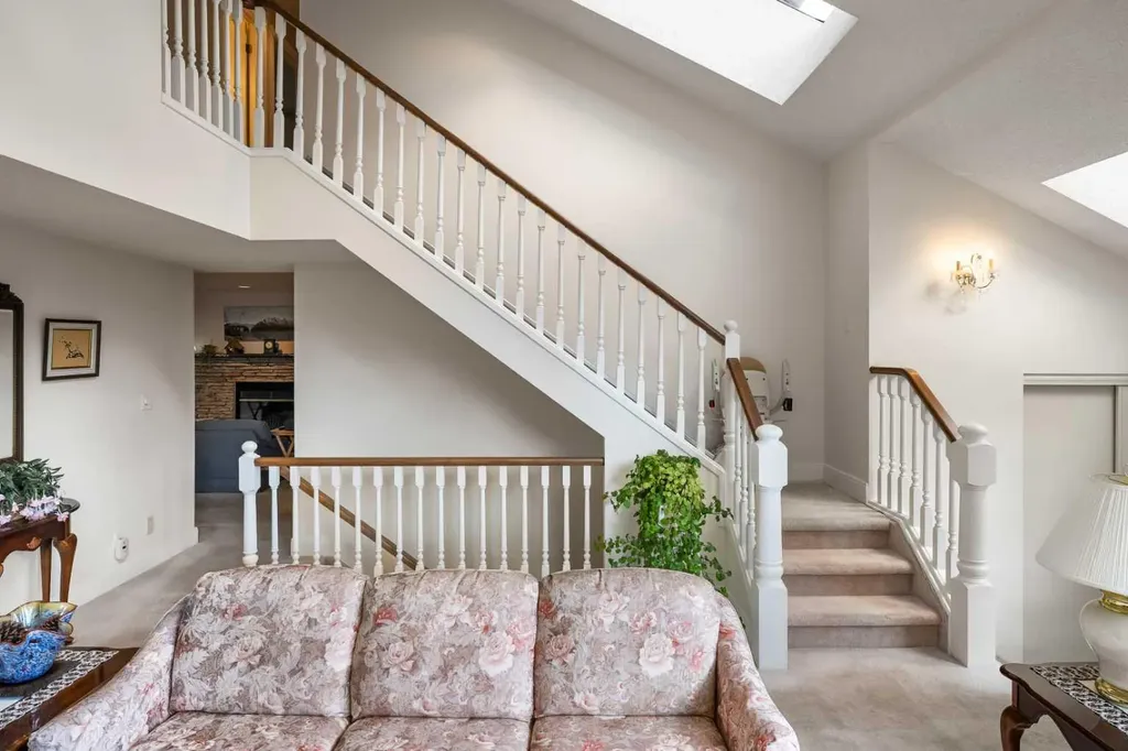 1072 Evergreen Canmore AB T1W2P9