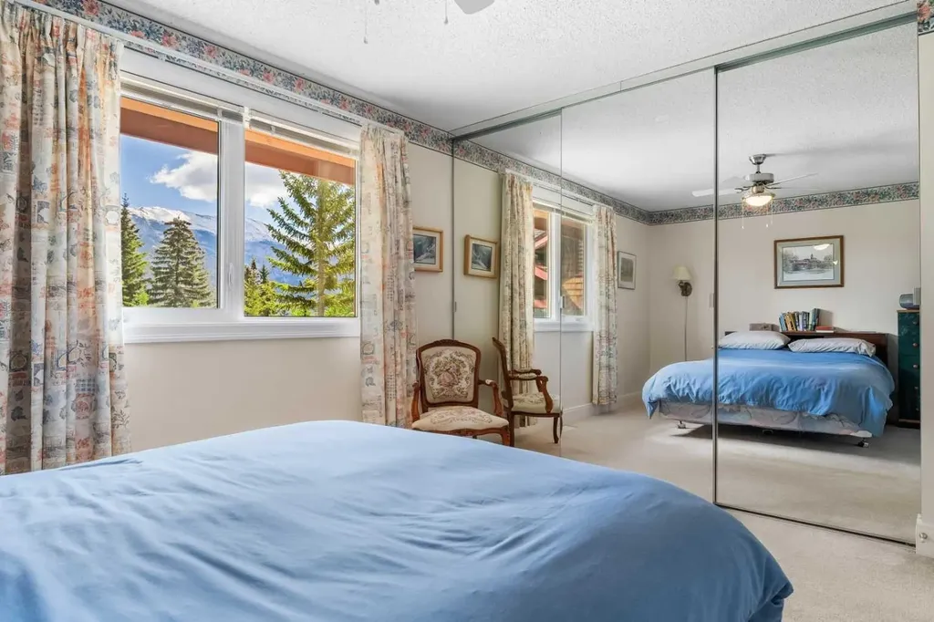 1072 Evergreen Canmore AB T1W2P9