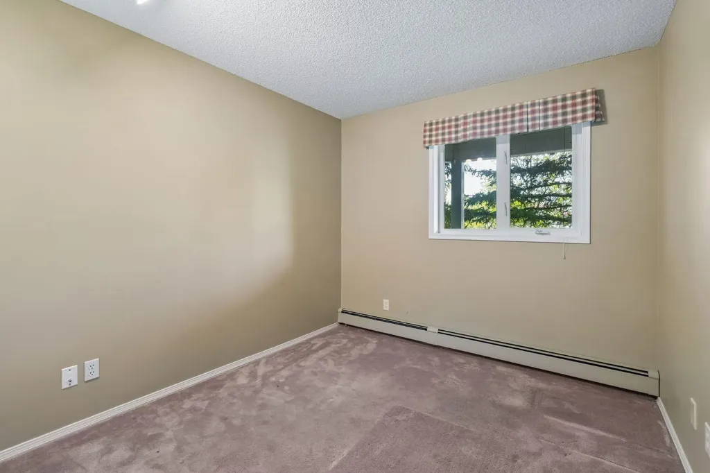3208 Hawksbrow Point NW Calgary AB T3G 4C9