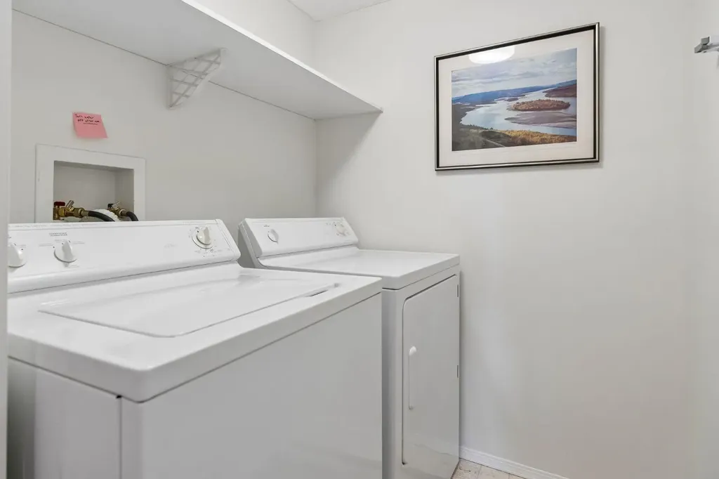 3208 Hawksbrow Point NW Calgary AB T3G 4C9