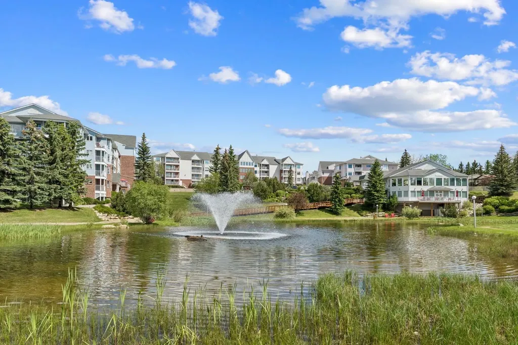 3208 Hawksbrow Point NW Calgary AB T3G 4C9