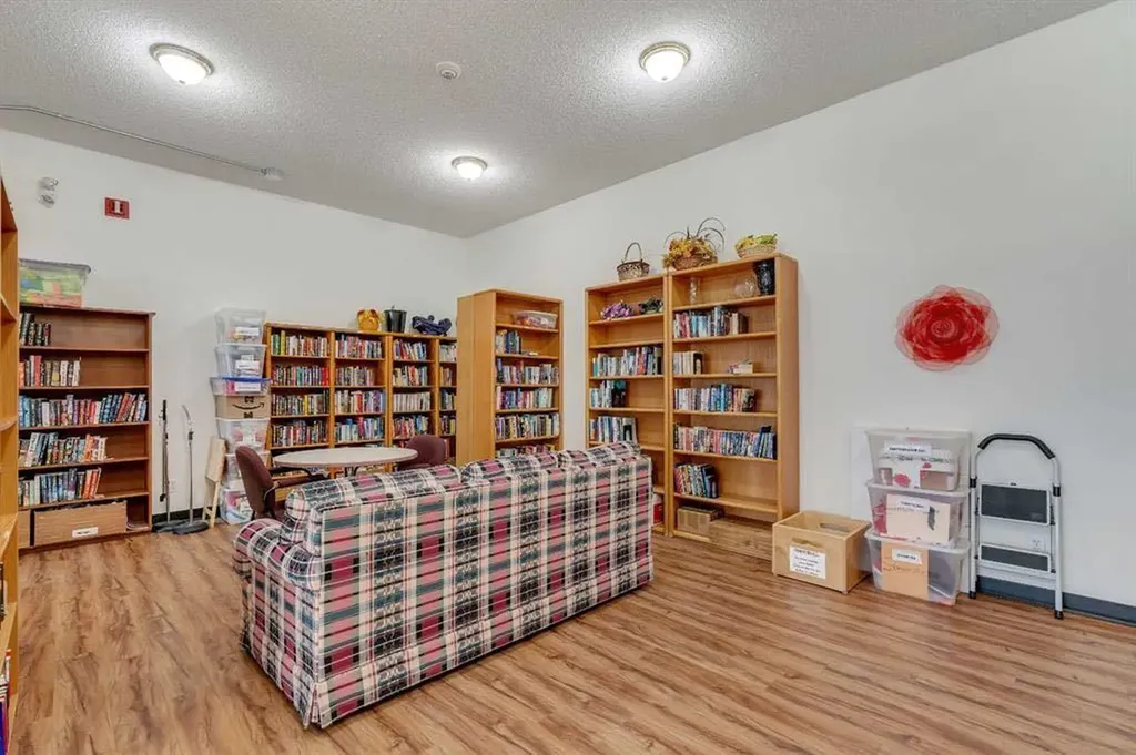 3208 Hawksbrow Point NW Calgary AB T3G 4C9