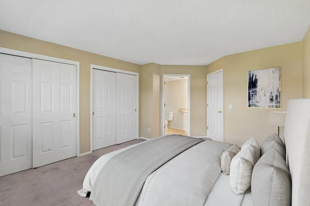 3208 Hawksbrow Point NW Calgary AB T3G 4C9