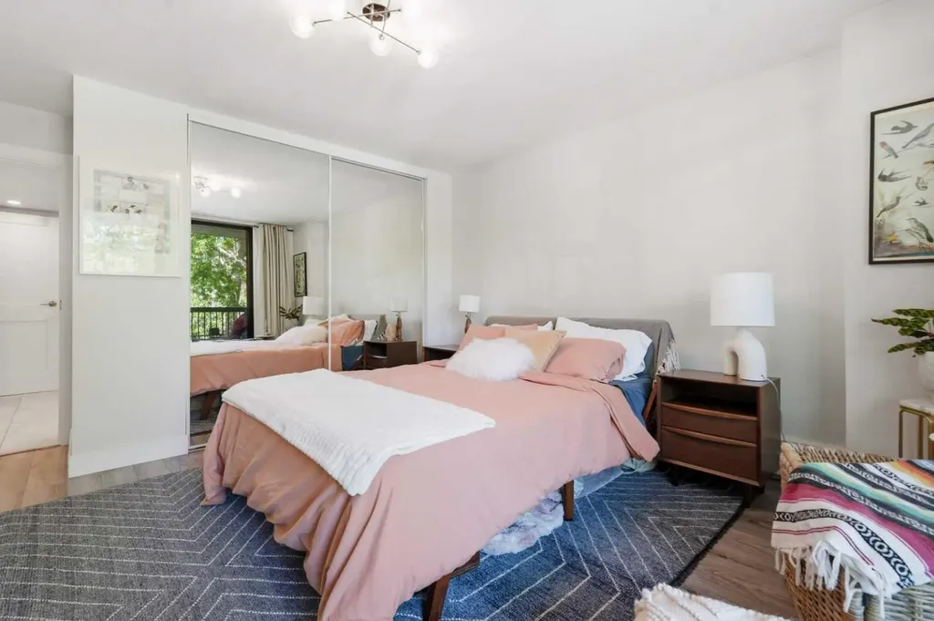 345 4 Avenue NE Calgary AB T2E 0J4