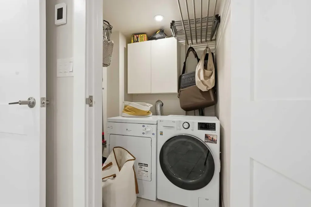 345 4 Avenue NE Calgary AB T2E 0J4