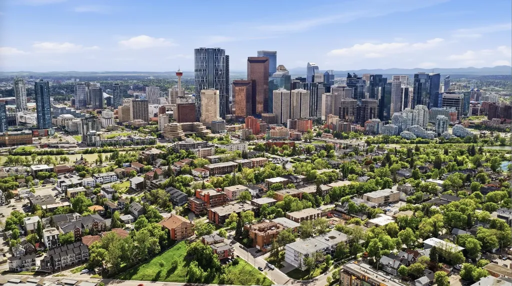 345 4 Avenue NE Calgary AB T2E 0J4