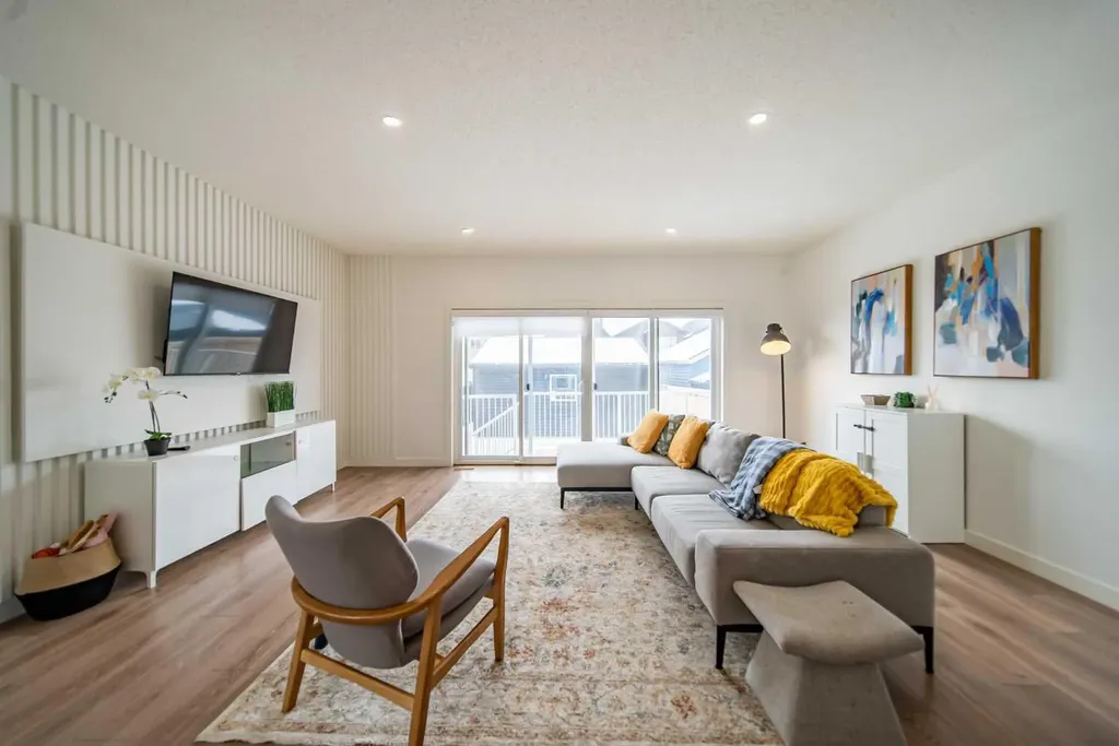 193 Union Avenue SE Calgary AB T3M 3E8