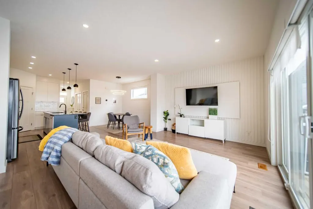 193 Union Avenue SE Calgary AB T3M 3E8