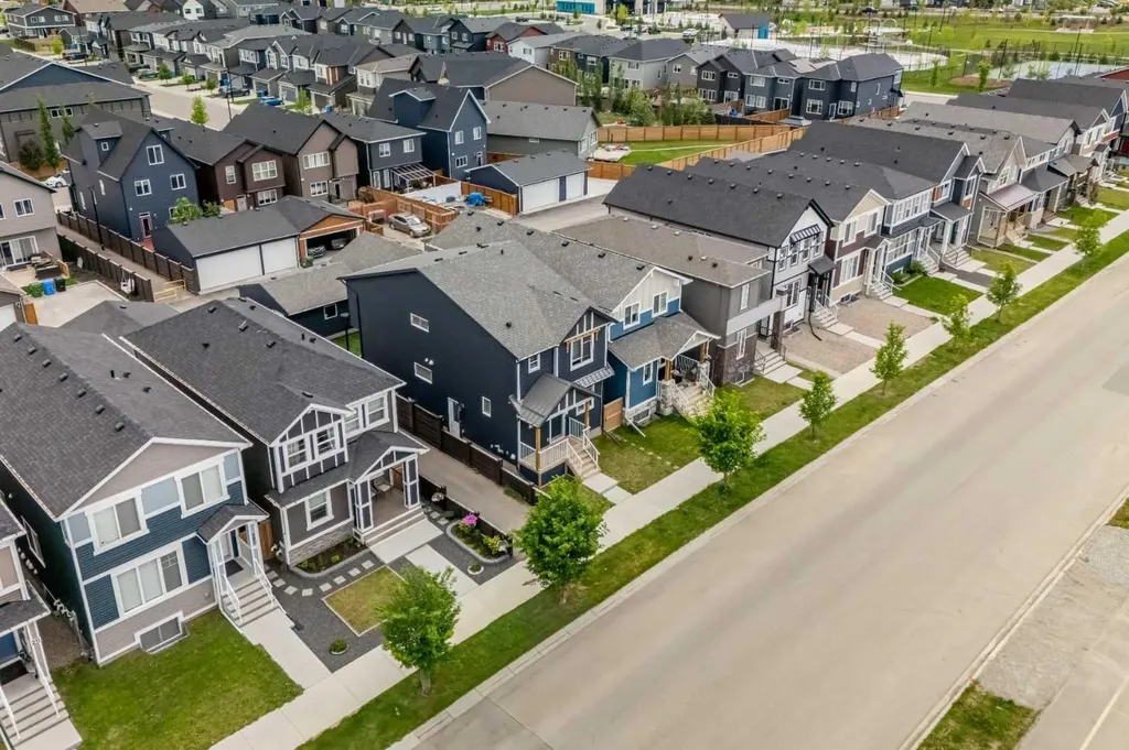 193 Union Avenue SE Calgary AB T3M 3E8