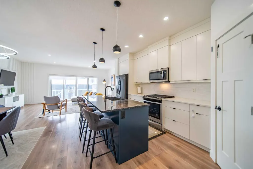 193 Union Avenue SE Calgary AB T3M 3E8