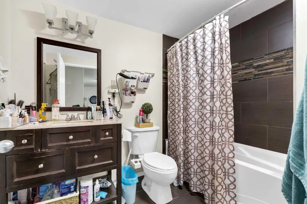 409 4 Street NW Medicine Hat AB T1A 6M9