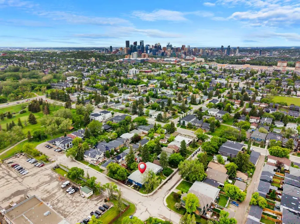 2530 16a Street NW Calgary AB T2M 3R4