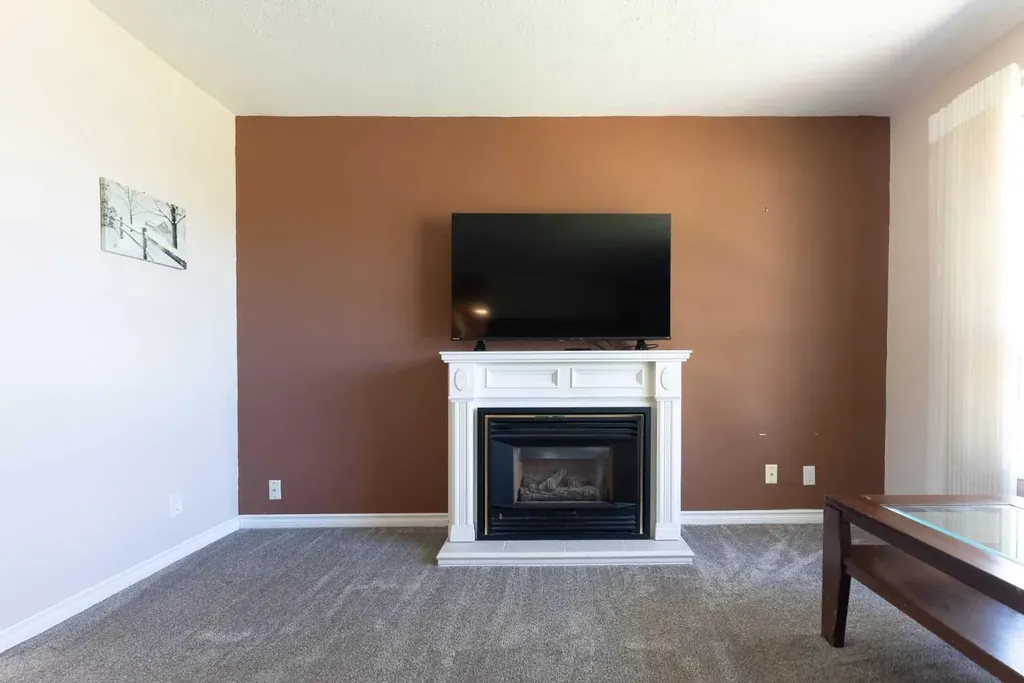 2206 5a Avenue N Lethbridge AB T1H 0R5