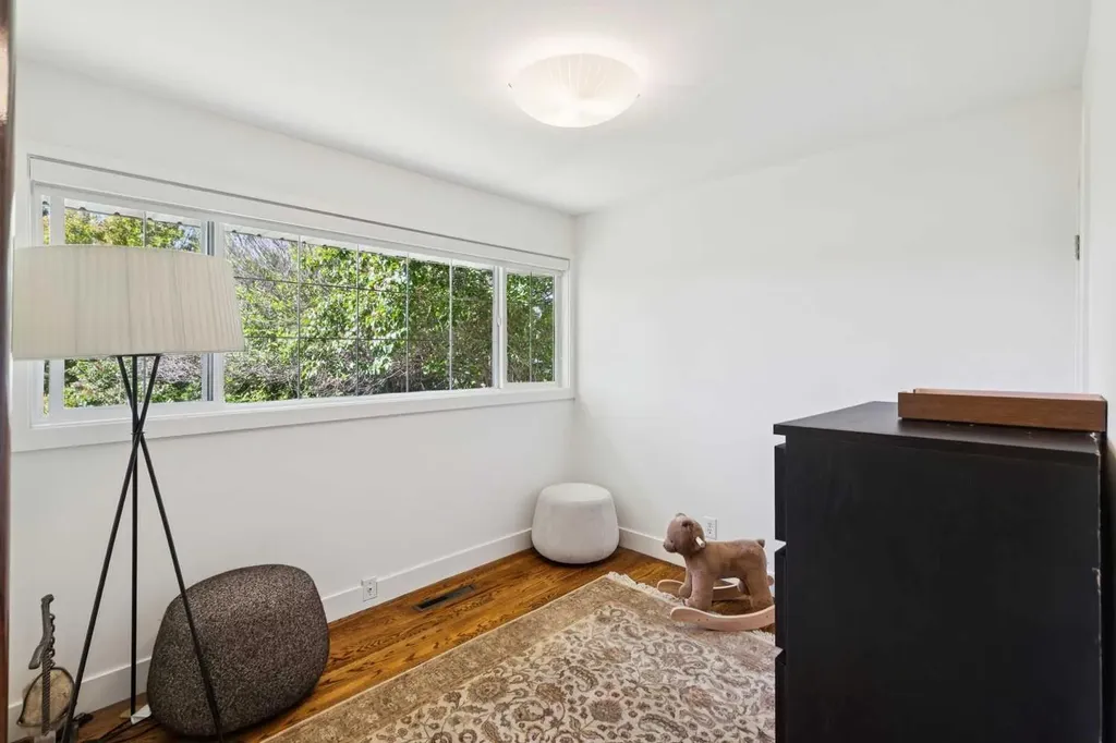 3607 Kilkenny Road SW Calgary AB T3E 4R7