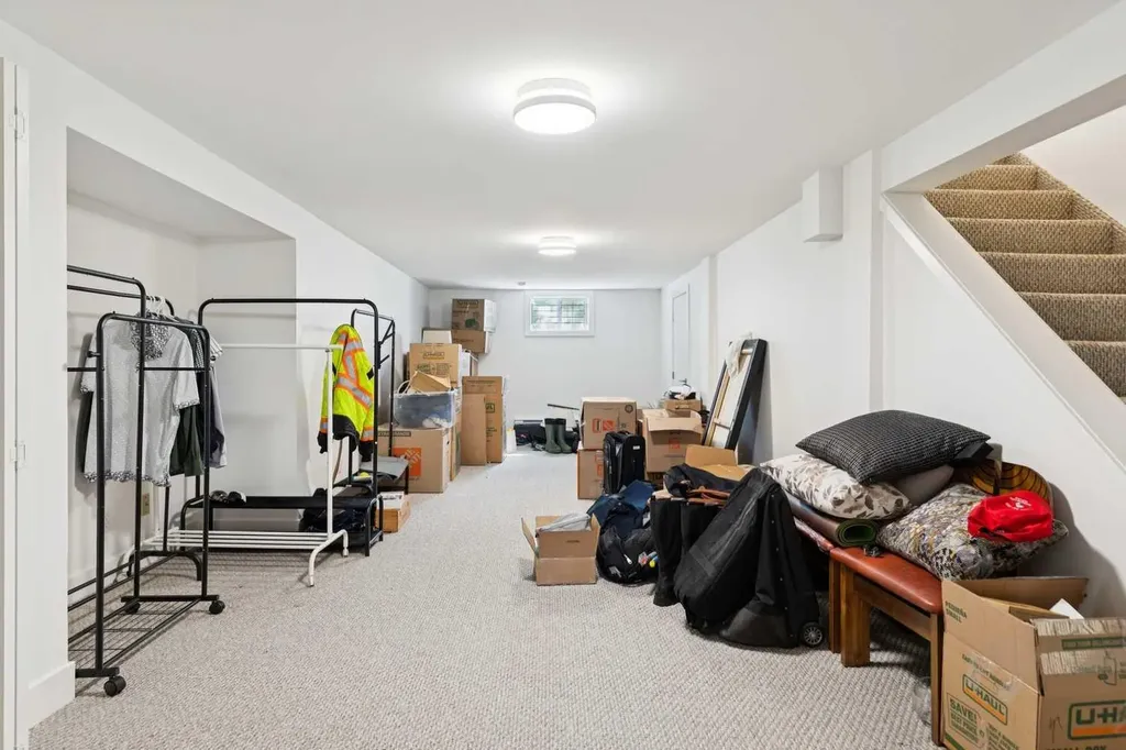 3607 Kilkenny Road SW Calgary AB T3E 4R7