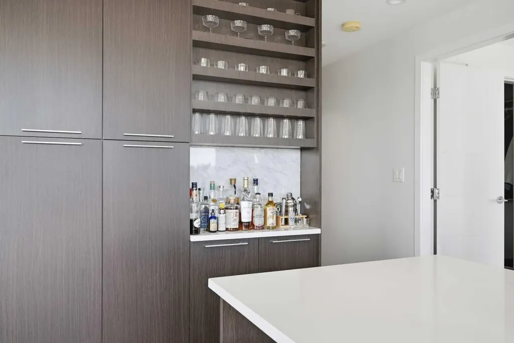930 16 Avenue SW Calgary AB T2R 1C2