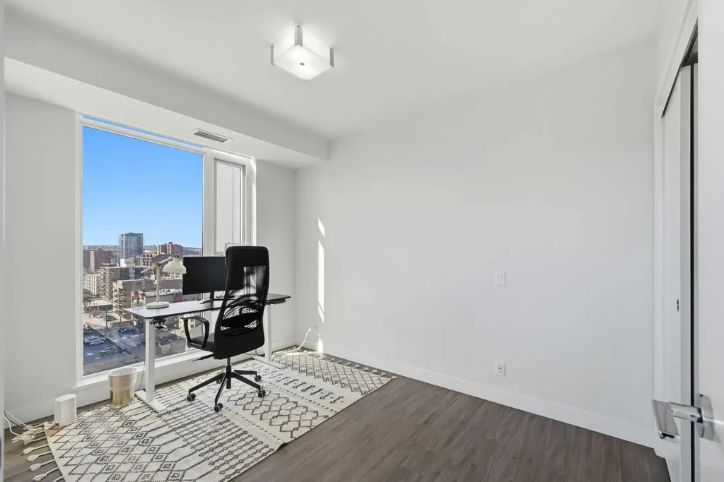 930 16 Avenue SW Calgary AB T2R 1C2
