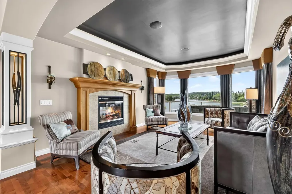 128 Heritage Lake Drive Heritage Pointe AB T1S 4H7