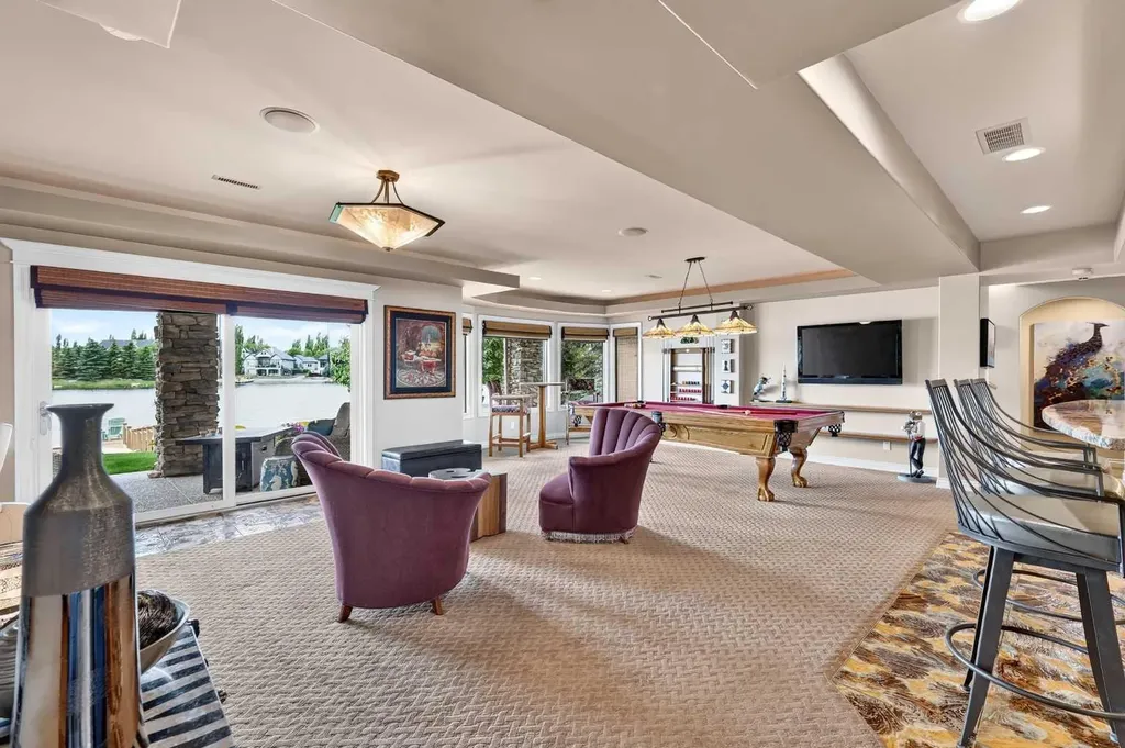 128 Heritage Lake Drive Heritage Pointe AB T1S 4H7