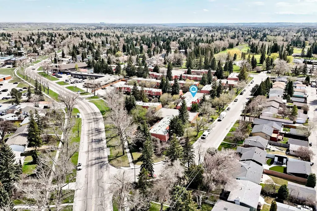 714 Willow Park Drive SE Calgary AB T2J 0L8