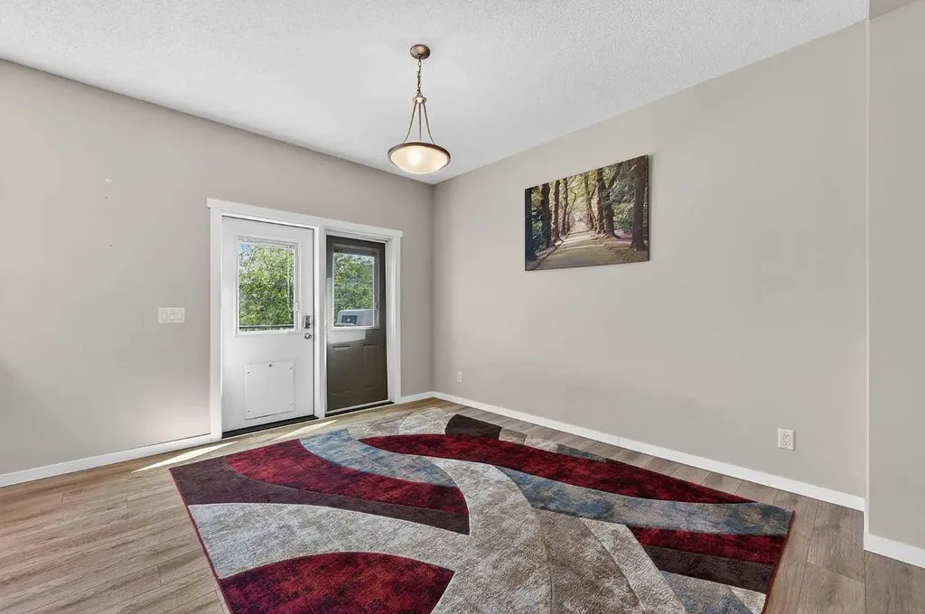 52 Reunion Close NW Airdrie AB T4B 0M2