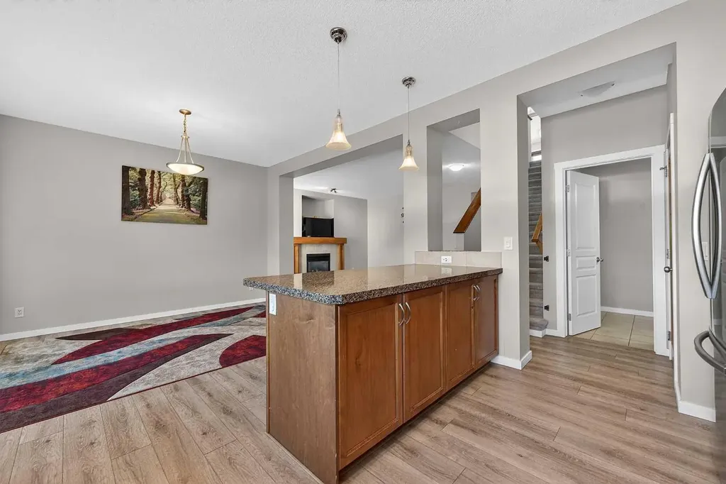 52 Reunion Close NW Airdrie AB T4B 0M2