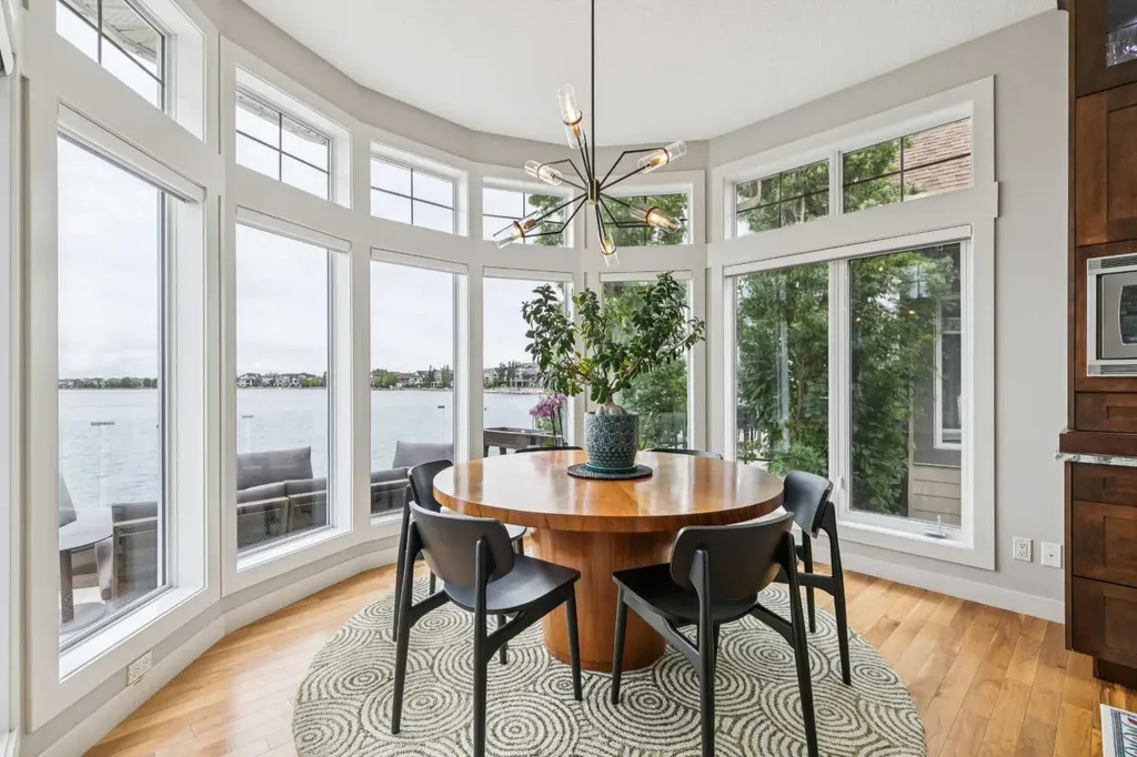 38 Auburn Sound Landing SE Calgary AB T3M 0C9