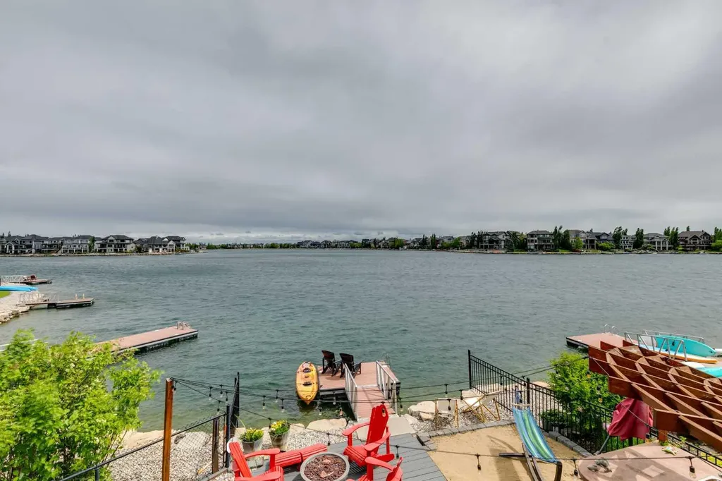 38 Auburn Sound Landing SE Calgary AB T3M 0C9