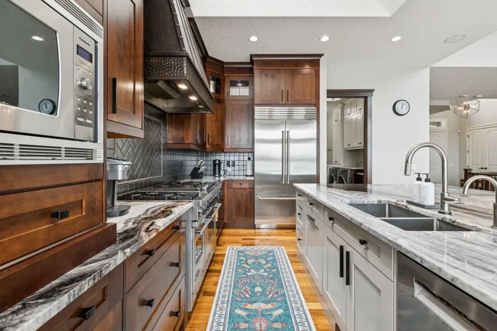 38 Auburn Sound Landing SE Calgary AB T3M 0C9