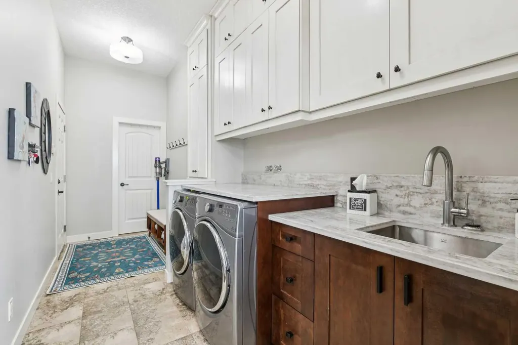 38 Auburn Sound Landing SE Calgary AB T3M 0C9