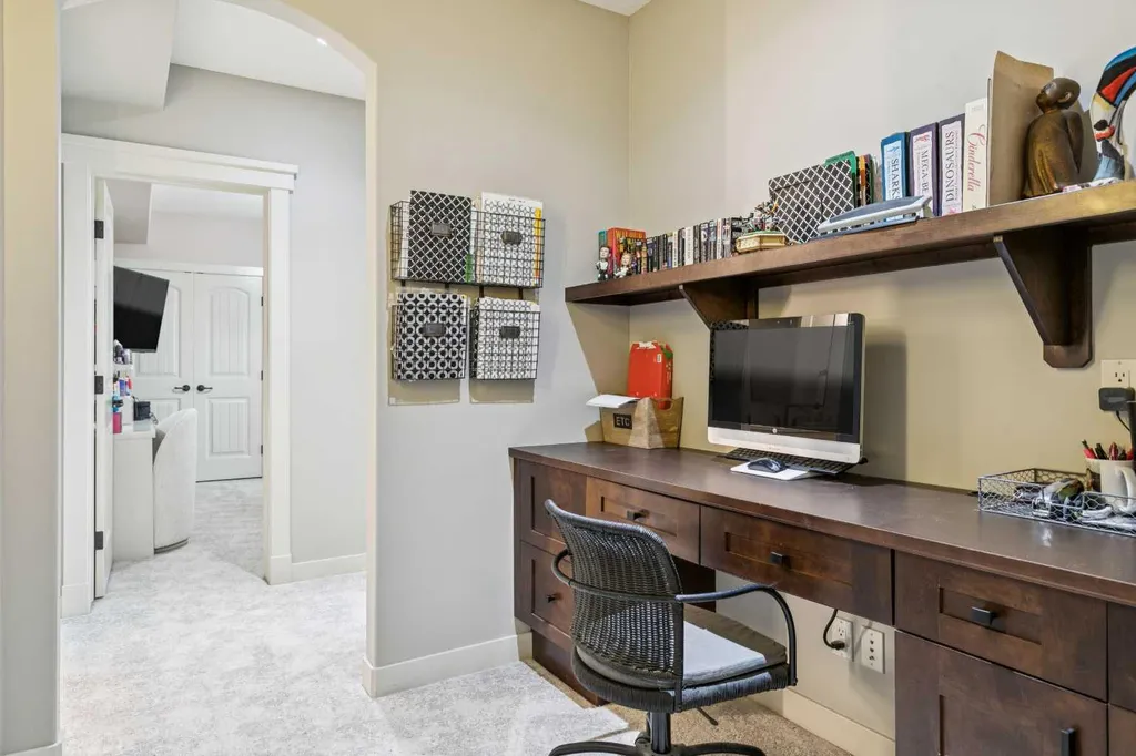 38 Auburn Sound Landing SE Calgary AB T3M 0C9