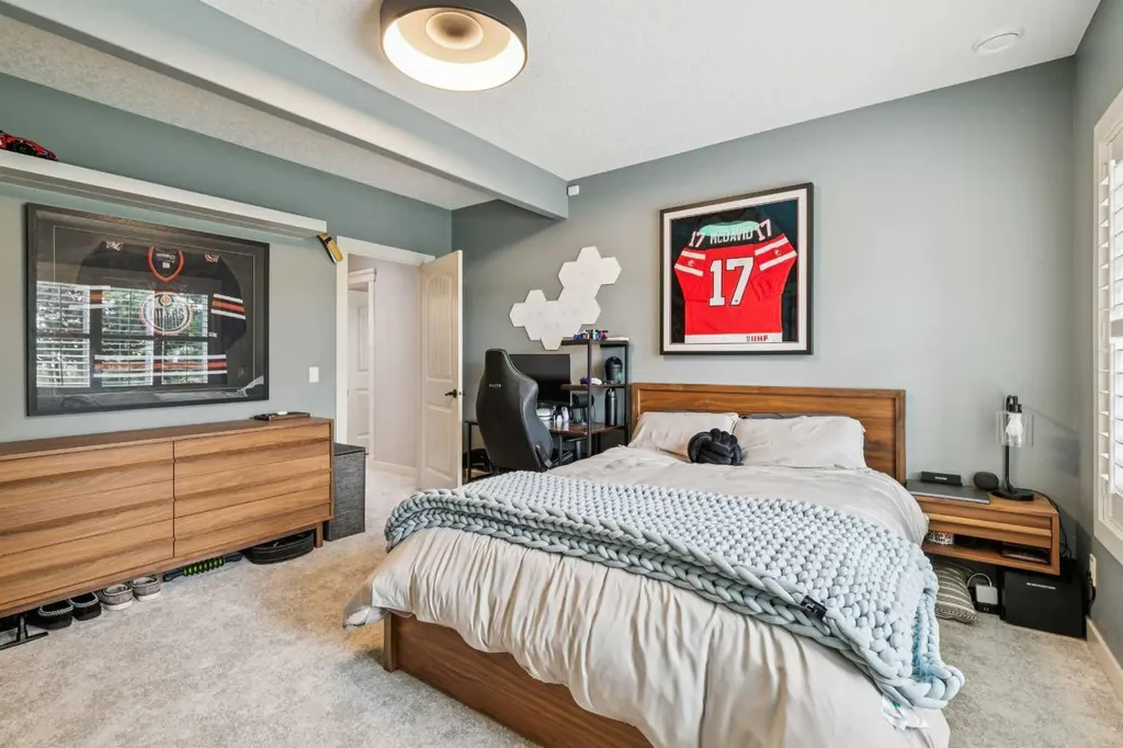 38 Auburn Sound Landing SE Calgary AB T3M 0C9