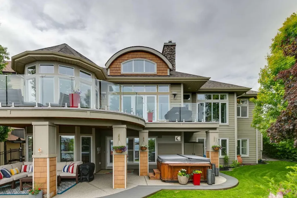 38 Auburn Sound Landing SE Calgary AB T3M 0C9