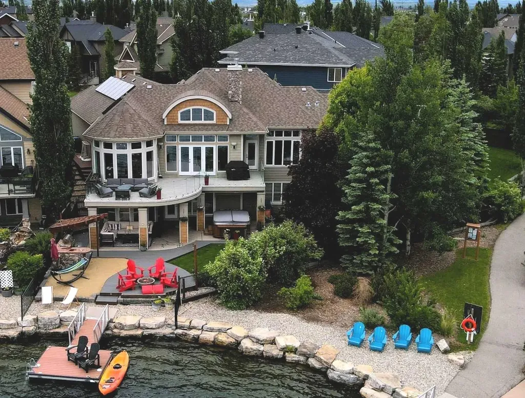 38 Auburn Sound Landing SE Calgary AB T3M 0C9