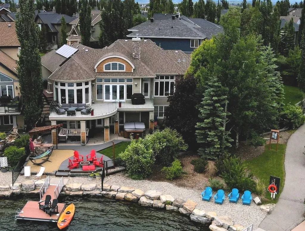 38 Auburn Sound Landing SE Calgary AB T3M 0C9