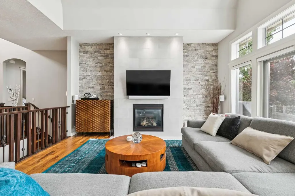 38 Auburn Sound Landing SE Calgary AB T3M 0C9