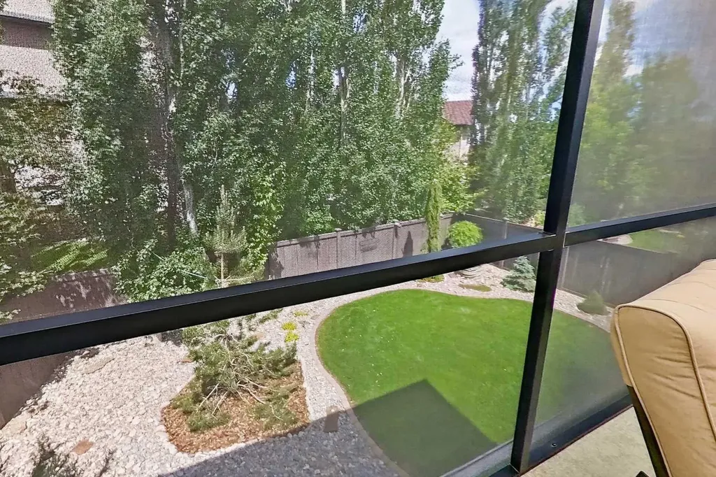 65 Canyoncrest Point W Lethbridge AB T1K 0B4