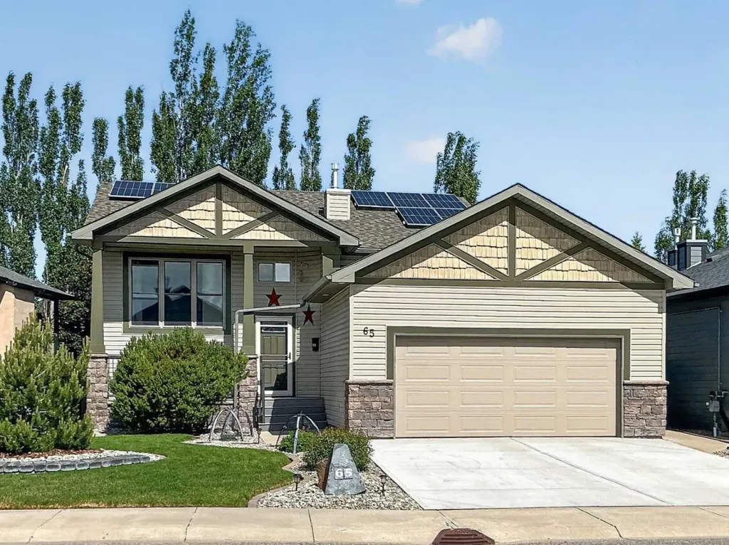 65 Canyoncrest Point W Lethbridge AB T1K 0B4