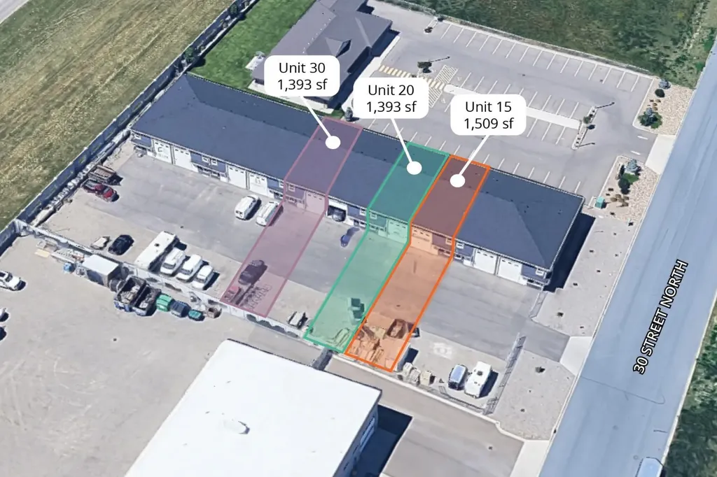Lethbridge AB, 3740 30 Street N, Unit 20