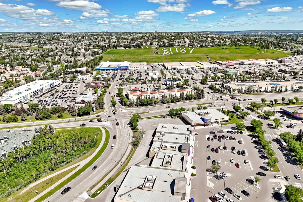 10 Sierra Morena Mews SW Calgary AB T3H 3K5