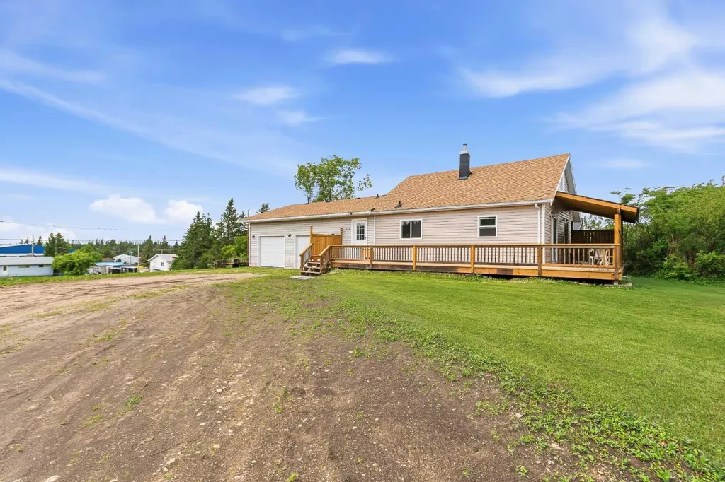 110 1st Avenue Paradise Hill SK S0M 2G0